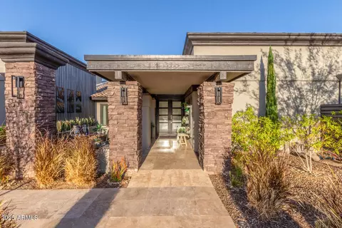 9515 N 47th St, Phoenix, AZ 85028