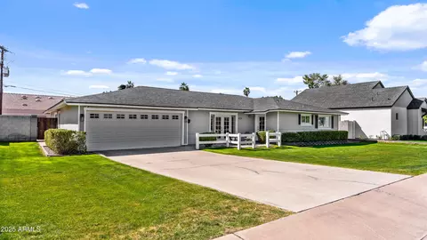 4239 E Mitchell Dr, Phoenix, AZ 85018