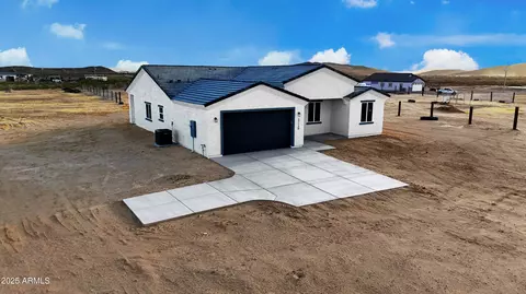 37129 W Illini St, Tonopah, AZ 85354