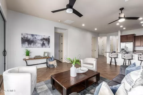 9041 E Ivyglen Cir, Mesa, AZ 85207