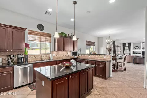 2830 E Janelle Way, Gilbert, AZ 85298 photo 13