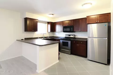 1014 E Spence Ave #207, Tempe, AZ 85281 photo 4