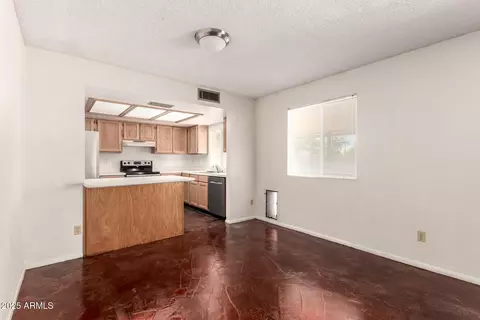1859 E Gemini Dr, Tempe, AZ 85283 photo 6