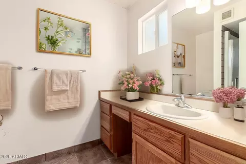 1859 E Gemini Dr, Tempe, AZ 85283 photo 11