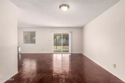 1859 E Gemini Dr, Tempe, AZ 85283 photo 4