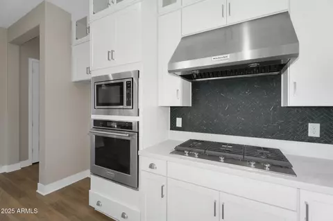 Kitchen - 10144 E Thistle Ave, Mesa, AZ 85212 photo 3 of 3