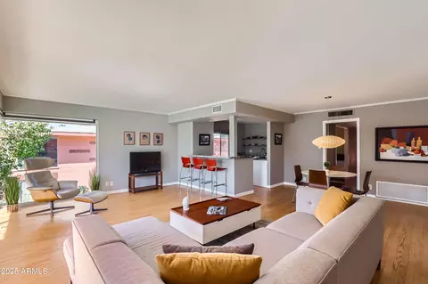 Living - 146 E Coronado Rd #39, Phoenix, AZ 85004 photo 4 of 4