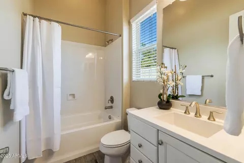 Bath - 3344 E Indigo Bay Ct, Gilbert, AZ 85234 photo 6 of 6