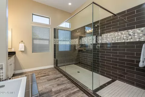Bath - 3344 E Indigo Bay Ct, Gilbert, AZ 85234 photo 2 of 6