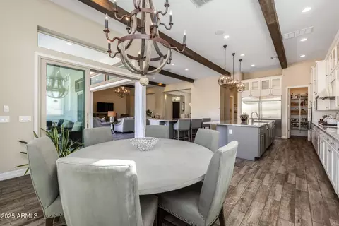 Dining - 3344 E Indigo Bay Ct, Gilbert, AZ 85234 photo 3 of 4