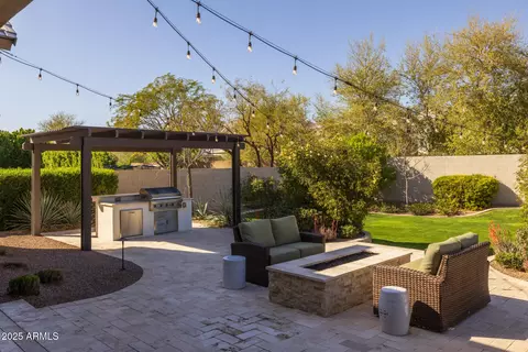 Exterior - 3344 E Indigo Bay Ct, Gilbert, AZ 85234 photo 13 of 15