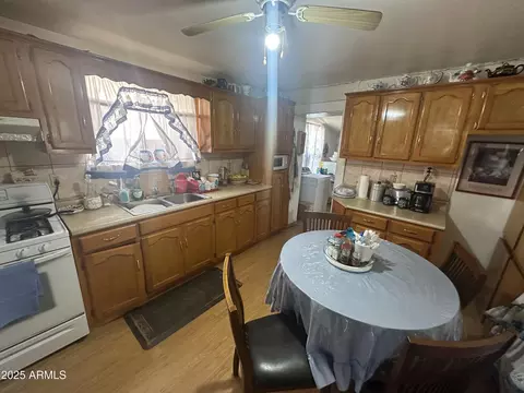 633 E 7th St, Douglas, AZ 85607 photo 5