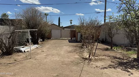 633 E 7th St, Douglas, AZ 85607 photo 9