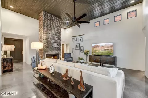 31 E Bishop Dr, Tempe, AZ 85282 photo 8
