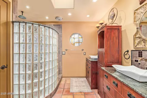 1226 E Michelle Dr, Phoenix, AZ 85022 photo 16