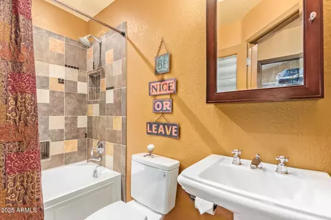 1226 E Michelle Dr, Phoenix, AZ 85022 photo 21