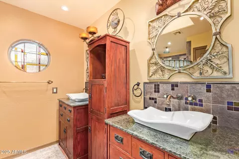 1226 E Michelle Dr, Phoenix, AZ 85022 photo 17