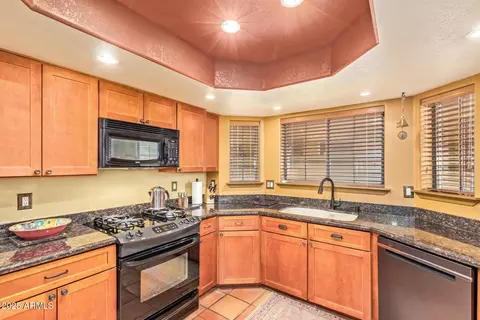 1226 E Michelle Dr, Phoenix, AZ 85022 photo 12