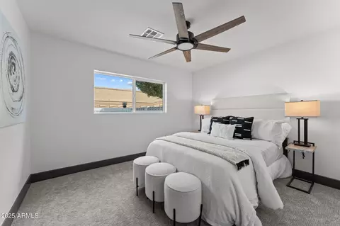 Bedroom - 2818 E Malapai Dr, Phoenix, AZ 85028 photo 3 of 4