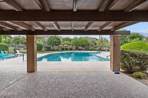 Exterior - 2818 E Malapai Dr, Phoenix, AZ 85028 photo 5 of 8