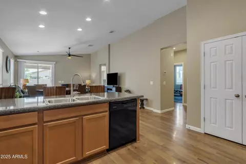 Entry Way - 7115 E Olla Ave, Mesa, AZ 85212 photo 1 of 2