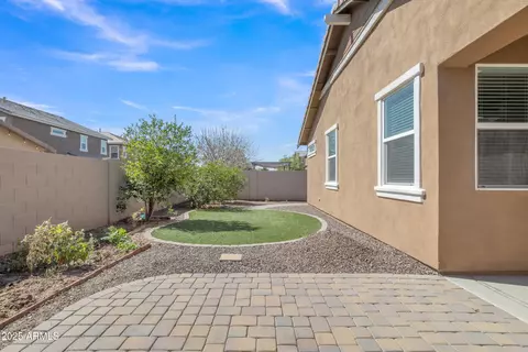 Exterior - 7115 E Olla Ave, Mesa, AZ 85212 photo 6 of 10
