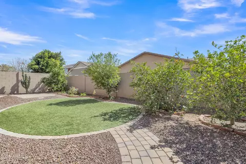 Exterior - 7115 E Olla Ave, Mesa, AZ 85212 photo 9 of 10