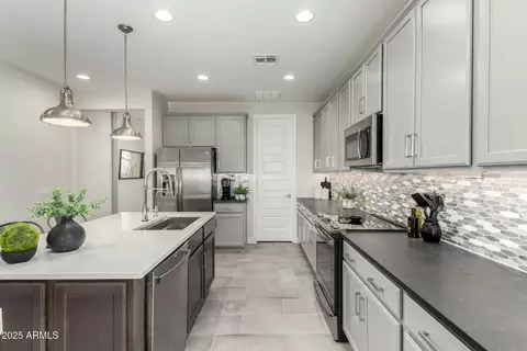 8235 E Jerome Ave, Mesa, AZ 85209 photo 4
