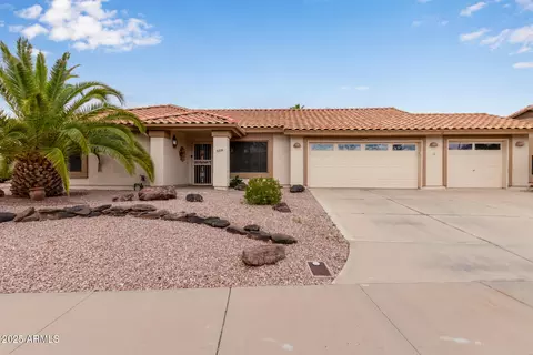 9526 W Menadota Dr, Peoria, AZ 85382