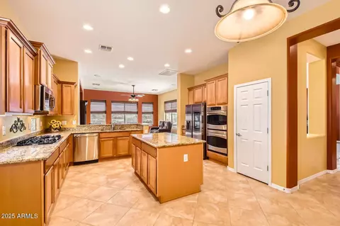 43709 N 50th Dr, New River, AZ 85087 photo 9