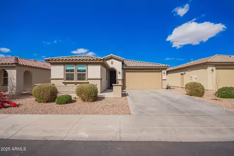 8146 W Sands Rd, Glendale, AZ 85303