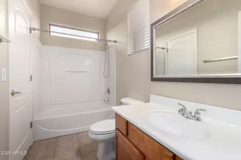 Bath - 924 E Redondo Dr, Gilbert, AZ 85296 photo 4 of 4