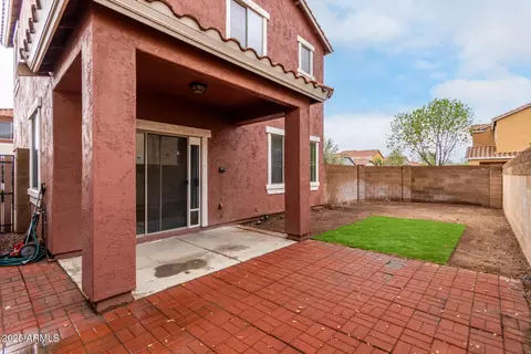 Exterior - 924 E Redondo Dr, Gilbert, AZ 85296 photo 6 of 7