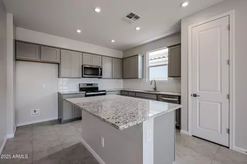 Kitchen - 2570 E Music Mountain Ave, Apache Junction, AZ 85119 photo 1 of 3