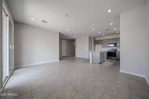 Living - 2570 E Music Mountain Ave, Apache Junction, AZ 85119 photo 1 of 2