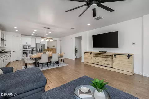 9718 E Radioactive Dr, Mesa, AZ 85212 photo 11