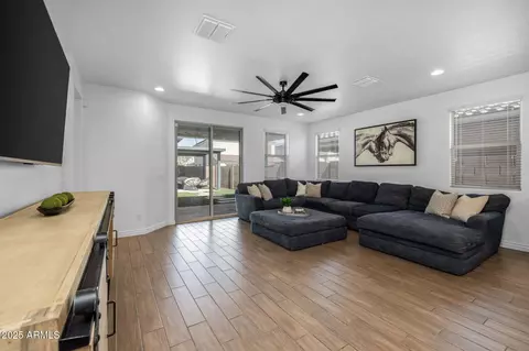 9718 E Radioactive Dr, Mesa, AZ 85212 photo 9