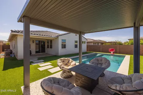 9718 E Radioactive Dr, Mesa, AZ 85212 photo 5