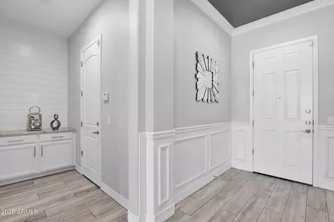 1159 E Knightsbridge Way, Gilbert, AZ 85297 photo 5