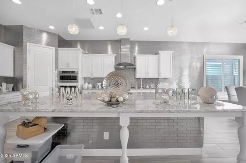 1159 E Knightsbridge Way, Gilbert, AZ 85297 photo 12