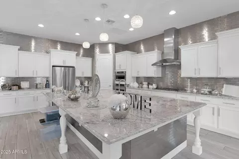 1159 E Knightsbridge Way, Gilbert, AZ 85297 photo 11
