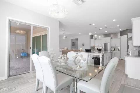 1159 E Knightsbridge Way, Gilbert, AZ 85297 photo 9