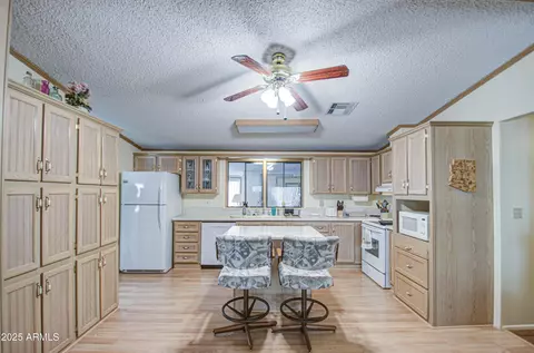 5524 E Harmon Cir, Mesa, AZ 85215 photo 16