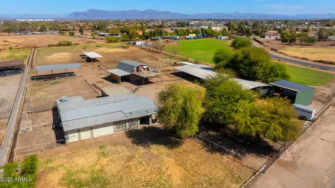 836 W Lenora Way, San Tan Valley, AZ 85140