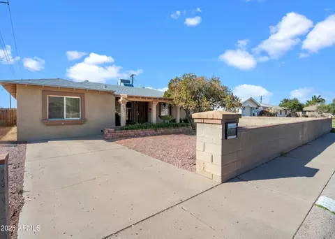 3701 W Solar Dr, Phoenix, AZ 85051