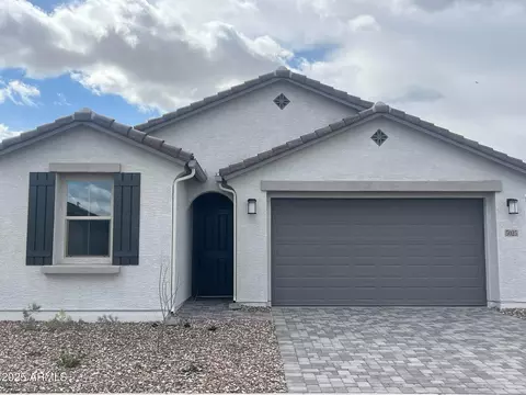 5025 W Roundhouse Rd, Laveen, AZ 85339