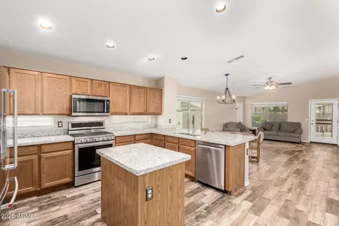 11023 W Utopia Rd, Sun City, AZ 85373