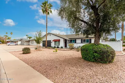 501 E Hermosa Dr, Tempe, AZ 85282 photo 3