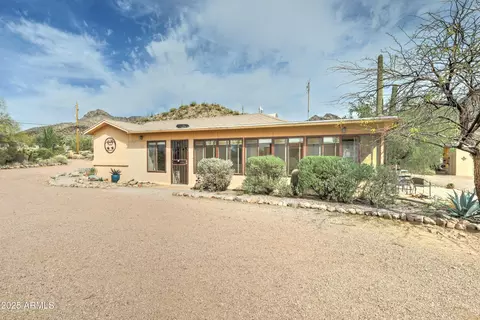 5325 N Warner Dr, Apache Junction, AZ 85120 photo 2