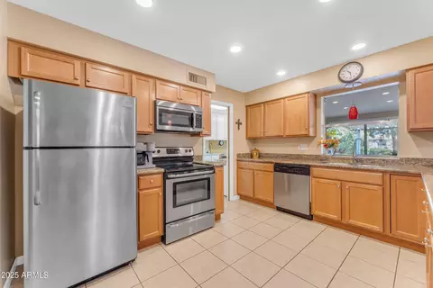 4720 E Flossmoor Cir, Mesa, AZ 85206 photo 16
